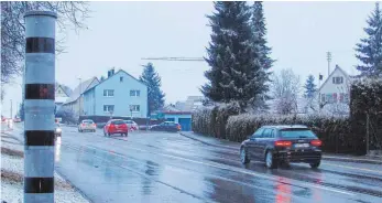  ?? FOTO: BIANCA REES ?? Der Gemeindera­t lässt prüfen, ob stationäre Blitzer, wie hier in Rietheim-Weilheim, auch in Seitingen-Oberflacht sinnvoll sind.