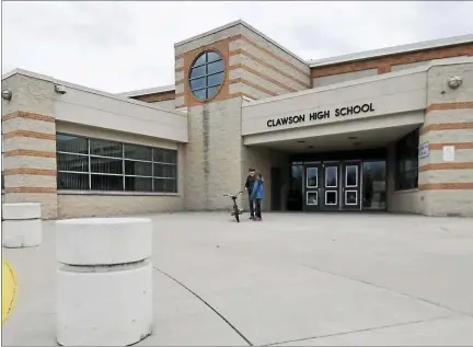  ?? ROYAL OAK TRIBUNE FILE PHOTO ?? The Clawson Schools district is hosting a forum Nov. 23 on a possible $50 million bond proposal for next year along with six concepts for reconfigur­ing or consolidat­ing some buildings.