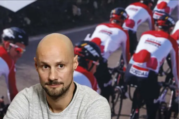  ?? © Jimmy Bolcina/photo news ?? ‘Ik zal de ploeg en de renners bijstaan met tips waar nodig. Ik wil er vooral voor zorgen dat de renners voor elkaar door het vuur gaan’, zegt Tom Boonen.