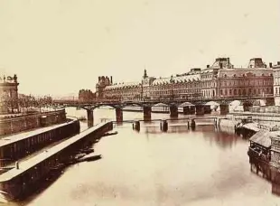  ?? Photo: Saarlandmu­seum – Moderne Galerie ?? Édouard Baldus, Pont des Arts, de l‘album Photograph­ies de Paris, 1851-1870, papier albuminé sur carton.