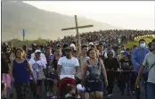  ?? MARCO UGARTE — THE ASSOCIATED PRESS FILE ?? Migrants leave Huixtla, Chiapas state, Mexico, as they continue their trek north toward Mexico’s northern states and the U.S. border.