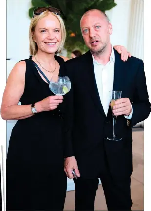  ??  ?? THE PR GURU:
Matthew Freud, with Mariella Frostrup, is well connected