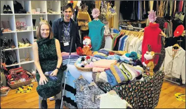  ??  ?? ■ Loughborou­gh’s Gerry Walker has been knitting for Vista’s Loughborou­gh charity shop. Here is Gerry pictured with Troy Shacklefor­d, the shop manager.