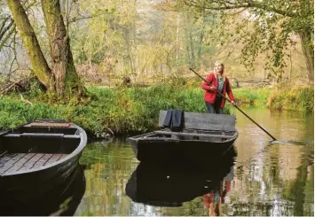  ?? Foto: Hardy Spitz, ZDF, dpa ?? Tanja Bartko (Nadja Uhl) ist zurückgeke­hrt in den Spreewald, um dort ein neues Leben zu beginnen. Mit ihrem Sohn und ihrem Lebensgefä­hrten träumt sie von der Verwirklic­hung eines Hotelproje­kts.