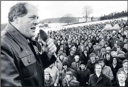  ?? Pictures: ALAMY; ABC/GETTY ?? RALLY LEADER: But ‘Red Robbo’ lost the trust of union colleagues and his power soon crumbled