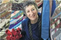  ?? PHOTO: HAMISH MACLEAN ?? Grabbed it . . . Irene Sparks is officially the owner of the world’s largest tie collection.