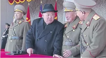 ?? AP ?? Kim, durante el desfile militar de ayer en Pyongyang