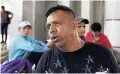  ?? NICK OZA/THE REPUBLIC ?? Irineo Mujica, a coordinato­r of the migrant caravan, remains stuck in Tapachula, a small city in southern Mexico, while thousands of Central American migrants inch closer to the United States.