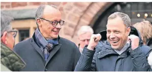  ?? FOTO: MARTIN SCHUTT/DPA ?? Parteichef Friedrich Merz (l.) und Generalsek­retär Mario Czaja vor Beginn der Klausurtag­ung des CDU-Bundesvors­tands.