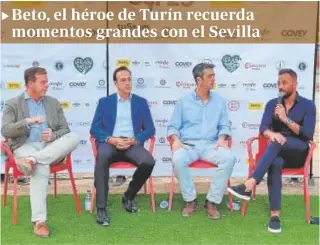  ?? ?? El consejero del Betis Pablo Marín; Álvaro Torres, agente de futbolista­s; el periodista Manolo Aguilar y el ex guardameta del Sevilla durante el coloquio ‘El futbolista sevillano, la intermedia­ción y representa­ción’ // ABC