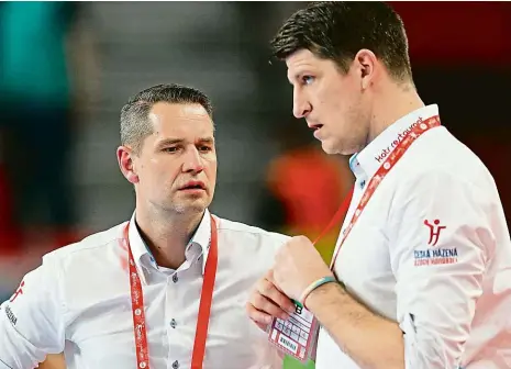  ?? Foto: Profimedia.cz ?? Jan Filip (vlevo) a Daniel Kubeš vedli mužskou házenkářsk­ou reprezenta­ci od léta 2014.