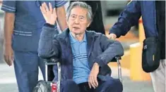  ??  ?? El ex presidente de Perú, Alberto Fujimori, en una imagen del pasado 4 de enero. Ayer fue dado de alta tras ser hospitaliz­ado el sábado por deshidrata­ción.