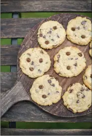  ?? PHOTO COURTESY OF SENECA SHAHARA BRAND/ “KIMBERTON WHOLE FOODS COOKBOOK: A FAMILY HISTORY WITH RECIPES” ?? Mr. B’s Cookies “are packed with oatmeal, peanut butter and chocolate chips to satisfy any craving.”