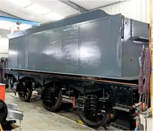  ?? MATTHEW COUSINS ?? The Brighton ‘Atlantic’s’ authentic tender tank, atop the modified ‘B4’ tender chassis and ‘C2X’ tender wheelsets, pictured on August 21 2019. The original design outer skin has still to be fitted.