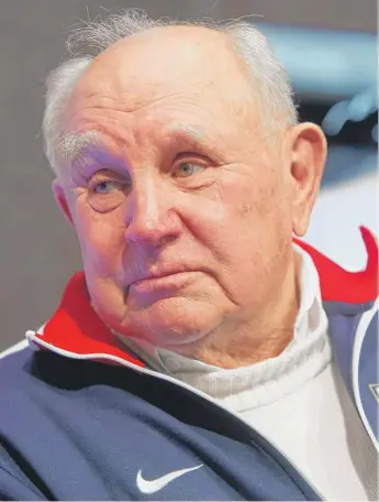  ??  ?? Walter Bahr was the last surviving member of the 1950 U. S. World Cup soccer team that upset England 1- 0. Two of his sons each have a pair of Super Bowl rings.