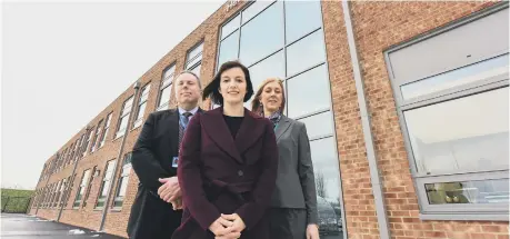  ??  ?? Bridget Phillipson, MP, opens the new Hetton School building with chairman of governors Margaret Young and headteache­r Phil Keay.