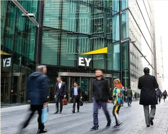  ?? ?? Imagen de la sede de EY en Londres.