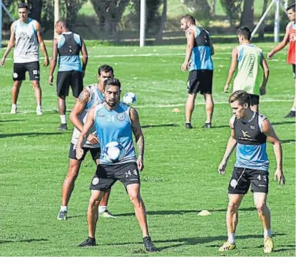  ?? (RAIMUNDO VIÑUELAS) ?? No caerse. Godoy apuesta a que el equipo recupere la senda victoriosa ante Chacarita.