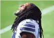  ?? ABBIE PARR/GETTY IMAGES ?? Linebacker Jaylon Smith and the Cowboys are 1-2 this season.