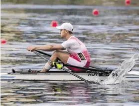  ?? BILD: SN/DETLEV SEYB ?? Lukas Reim nähert sich im Einer der Weltspitze.