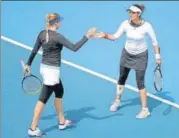  ?? GETTY IMAGES ?? Sania Mirza (right) and Nadiia Kichenok beat Tamara Zidansek and Marie Bouzkova 7-6(3), 6-2 in the semi-final on Friday.