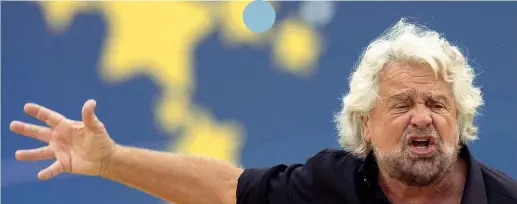  ?? (Ansa) ?? A RomaIl fondatore del Movimento 5 Stelle, Beppe Grillo, 70 anni, è stato il protagonis­ta dell’intervento di chiusura della convention al Circo Massimo nel corso della quale ha preso di mira i poteri, a suo avviso troppi, del presidente della Repubblica