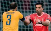  ??  ?? All together now Giorgio Chiellini, 33 anni, con Gigi Buffon, 40
