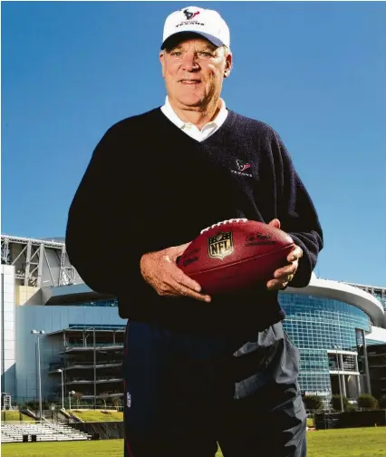  ?? Brett Coomer / Houston Chronicle ?? Texans owner Bob McNair, shown in 2010, was awarded the Houston franchise on Oct. 5, 1999, in a unanimous vote.