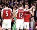  ?? AFP ?? FESTEJO. Jugadores del Arsenal celebran el triunfo en la Liga de Europa.