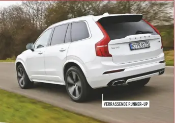  ??  ?? De geklokte ronde op het circuit legt de XC90 0,4 seconde sneller af dan de BMW X5.