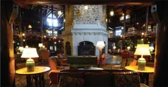  ??  ?? The grand lobby at Chateau Montebello has welcomed prime ministers and presidents.