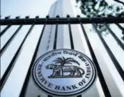  ?? REUTERS ?? The RBI had requested the government to stop issuing regulatory instructio­ns applicable only to public sector banks