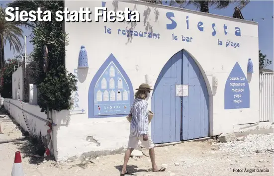  ??  ?? Foto: Ángel García
Jeden Sommer rollte der Rubel im Strandloka­l La Siesta in Jávea. Jetzt ist es dicht und steht vor dem Abriss – nicht wegen des Coronaviru­s, sondern wegen des Küstenschu­tzes. Trotzdem symbolisie­rt es den ruinösen Sommer an der Costa Blanca.