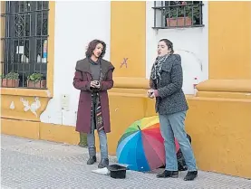  ?? ROLANDO ANDRADE ?? En acción. El dúo difunde un repertorio clásico.