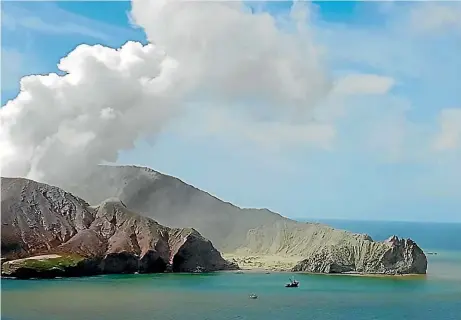  ?? AUCKLAND RESCUE HELICOPTER TRUST ?? Whakaari/White Island erupting on December 9, 2019.