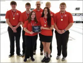  ?? Alex Eller ?? Front row L to R: Lanita Young & Lizzy Nielsen. Back row L to R- Brady Schaaf, Shay Herman, Coach Charlie Herman, Buddy Osmond & Wyatt Woodward. The Broken Bow Bowling team finished the year as State Runner-Up’s.