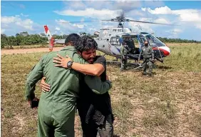  ??  ?? Antonio Sena, right, spent 38 days alone in the Amazon rainforest after his singleengi­ne plane crashed.