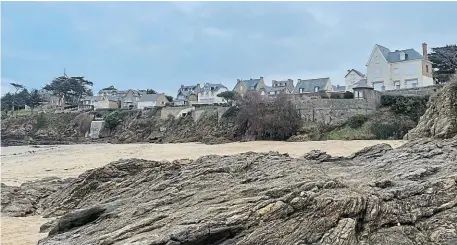  ?? | PHOTO : OUEST-FRANCE ?? Le marché immobilier reste très tendu à Lancieux (ici, à la plage Saint-Sieu).