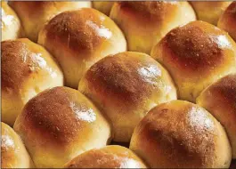  ?? TOM MCCORKLE /THE WASHINGTON POST ?? Pillowy Pull-Apart Dinner Rolls can be made the morning of Thanksgivi­ng.