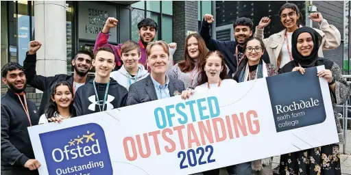  ?? ?? ●●Rochdale Sixth Form College principal, Richard Ronksley (centre) celebrates with students