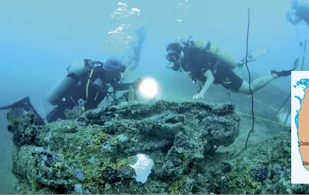  ?? ?? U.S. Ambassador Julie Chung and Senior Archeology Officer of the Central Cultural Fund’s Maritime Archeology Unit Rasika Muthucumar­ana, inspecting the site of the Godawaya shipwreck.