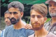  ?? SONU MEHTA/HT ?? Terror suspects Parvaiz Rashid Lone and Jamsheed Zahoor Paul were arrested by the police near Red Fort on Friday.