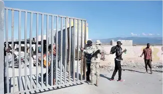  ?? E. ROUSTAND ?? La frontera entre República Dominicana y Haití fue cerrada temporalme­nte.