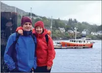  ??  ?? Sophie et Stéphane lors d’une escale dans un port écossais. Leur croisière inaugurale en 2016 les conduira jusqu’en mer de Norvège et retour.