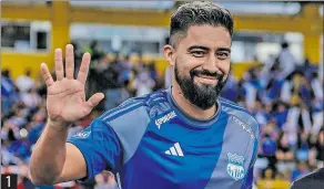  ?? FOTOS: API Y CORTESÍA ?? 1. Emoción. Christian Noboa no paró de sonreír en su primera Explosión Azul.