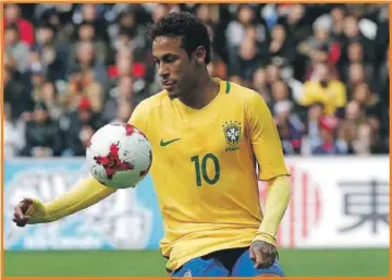  ??  ?? Neymar volvió a ser pieza clave en la potente ofensiva brasileña