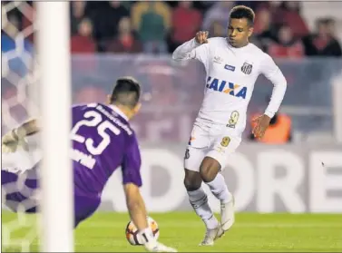  ??  ?? CODICIADO. Rodrygo, al que seguían diferentes equipos europeos, decidió fichar por el Real Madrid.