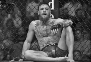  ??  ?? De Ierse kooivechte­r en wereldwijd­e superster Conor McGregor kondigde op Twitter aan dat hij z’n carrière beëindigt. (Foto: MMA)