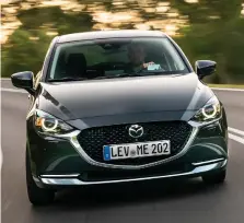  ??  ?? Nuova Mazda2 è stata lanciata sul mercato nella sua inedita veste ibrida