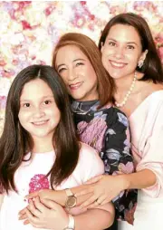  ??  ?? Audrey Zubiri with momDette Tan and daughter Adriana